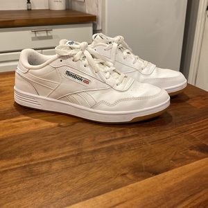 White Reebok Sneakers Size 10 Women’s Gum Sole